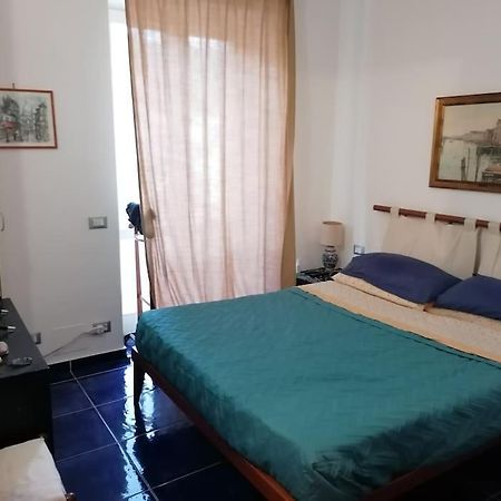 Grazioso Appartamento A Ischia Zona Pilastri Exterior photo