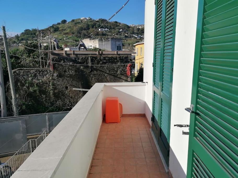Grazioso Appartamento A Ischia Zona Pilastri Exterior photo